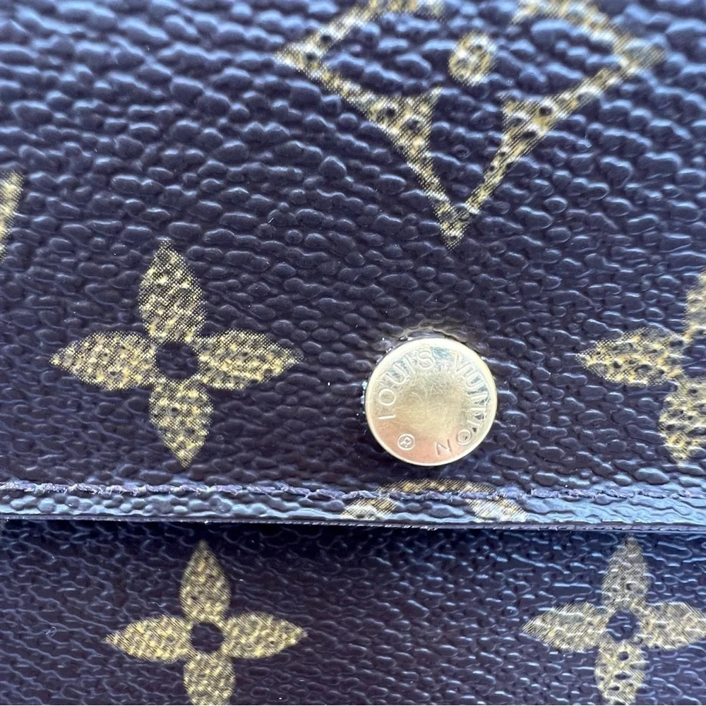 Louis Vuitton Vintage Sarah Wallet - GUC - With COA